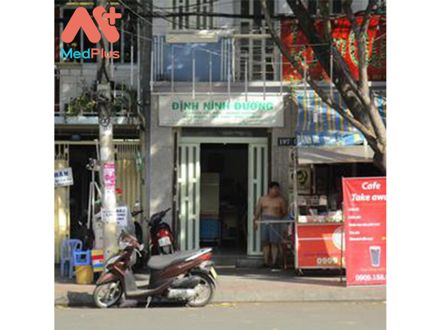 Phòng khám chẩn trị Y học cổ truyền Định Ninh Đường - YS. Lê Gia Bảo