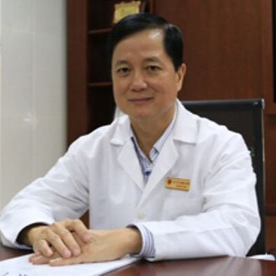 Bác sĩ Đỗ Quang Huân 1