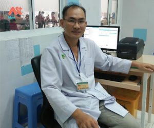 Thạc sĩ - Bác sĩ khám tổng quát cho bé Trần Minh Lâm