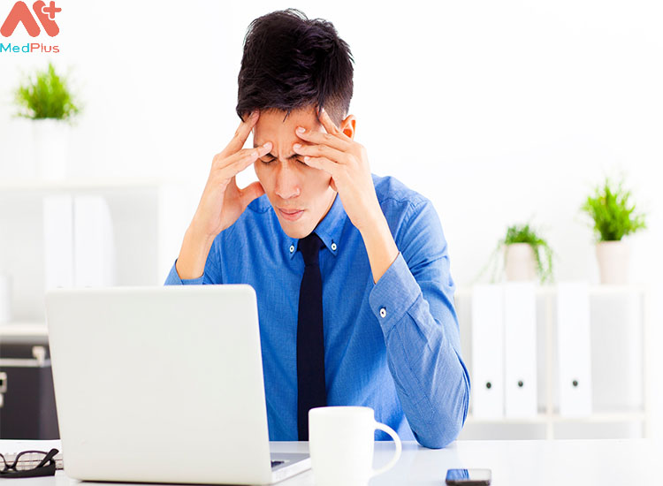 Tìm cách hạn chế stress trong công việc giảm nguy cơ mắc bệnh.