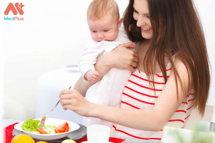 Hoa quả tốt cho mẹ sau sinh: Sau sinh mẹ nên ăn hoa quả gì tốt nhất?