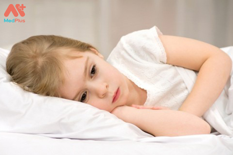 Trẻ có dấu hiệu mệt mỏi, chóng mặt