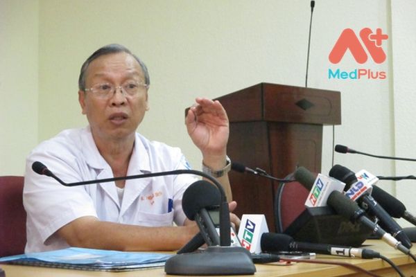 Bác sĩ Đặng Hoàng Sơn chữa tai - mũi - họng giỏi ở Tp.HCM 4 bac si dang hoang son