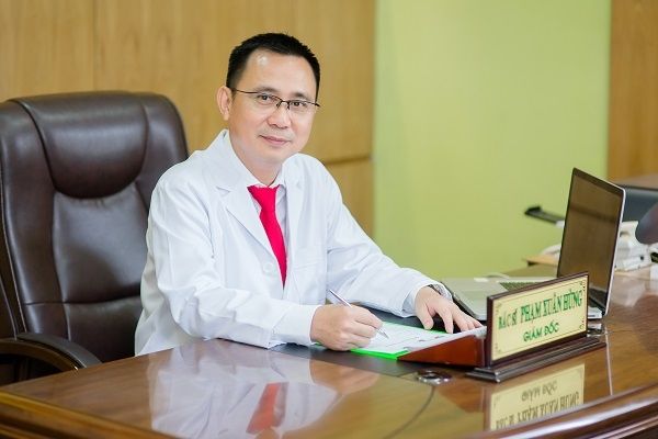 bác sĩ Xuân Hùng 1
