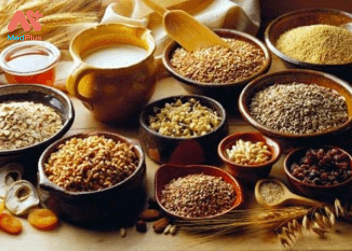 Carbohydrate có nhiều trong các loại ngũ cốc nguyên hạt, gạo lứt…