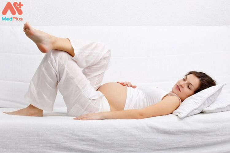 Phù chân: nguyên nhân đằng sau là gì?