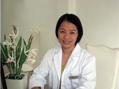 Bác sĩ Hồng hiện đang điều hành nơi đặt vòng tránh thai hàng đầu Gò Vấp