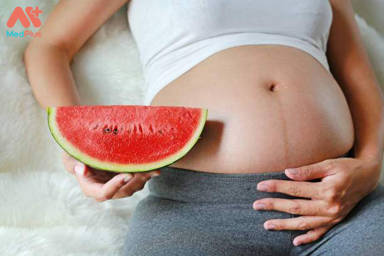 Mẹ bầu ăn dưa hấu tốt cho sự phát triển của thai nhi