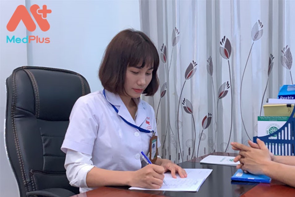Thạc sĩ, bác sĩ Nguyễn Thị Phượng chuyên khoa da liễu