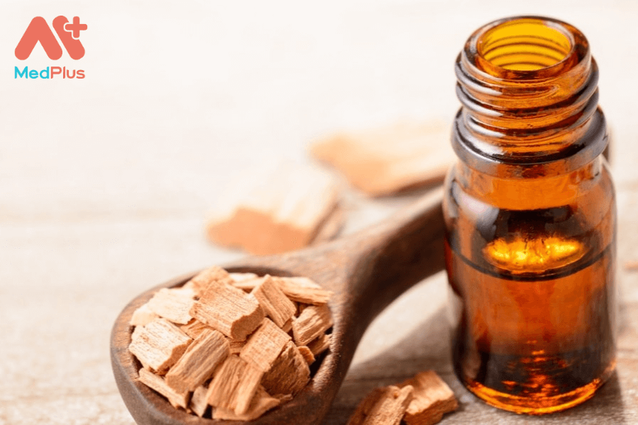 Tinh dầu gỗ đàn hương: 15 lợi ích kỳ diệu với sức khoẻ 135 Lợi ích của tinh dầu gỗ đàn hương