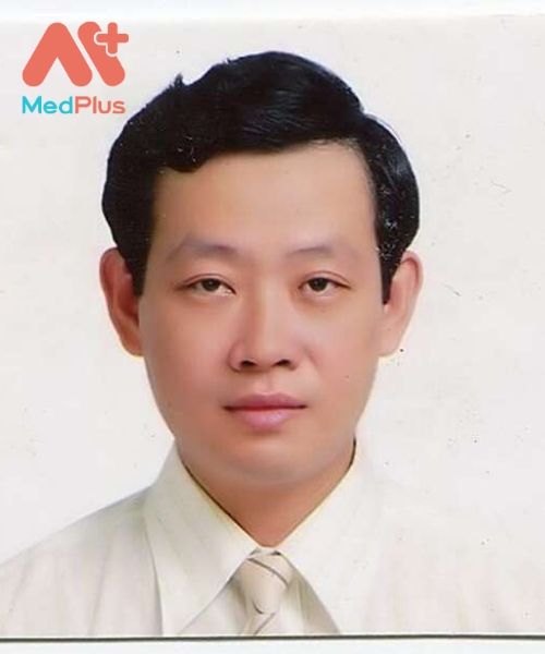Bác sĩ Huỳnh Tấn Đạt