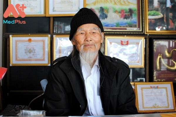 Lương y 97 tuổi ở Sơn Tây