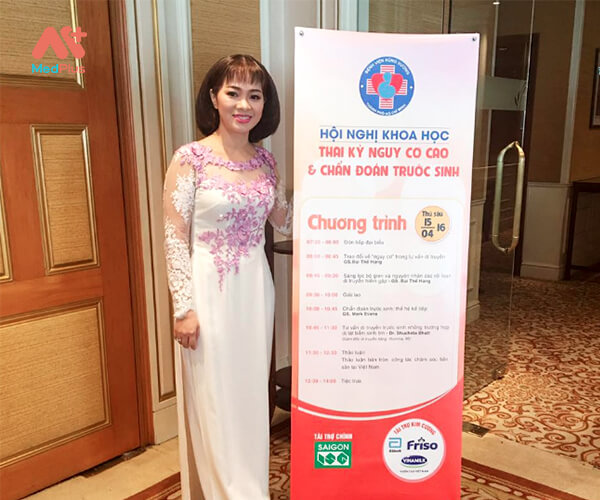 Bác sĩ chuyên khoa II Hoàng Lê Minh Hiền là một trong những bác sĩ Phụ khoa giỏi ở quận 10