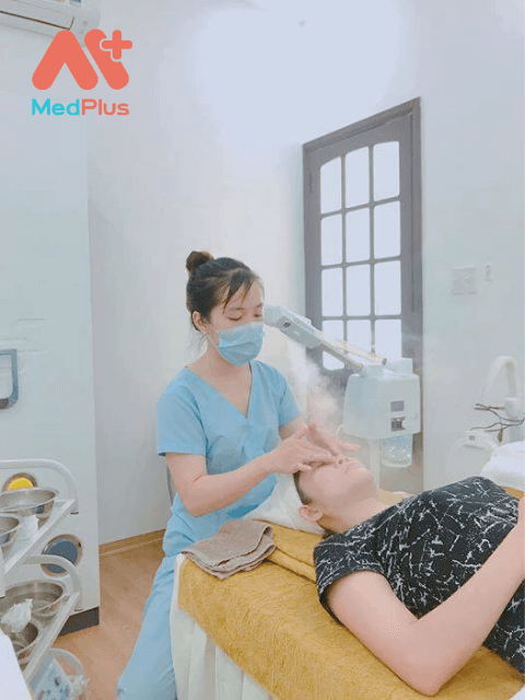 Thông tin đầy đủ phòng khám Ân Đức ở Đà Nẵng 128 Dịch vụ của phòng khám Ân Đức