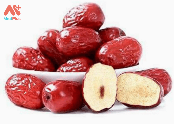 Mẹ bầu ăn táo đỏ giúp tuần hoàn máu lên não tốt hơn, cải thiện trí nhớ tốt.