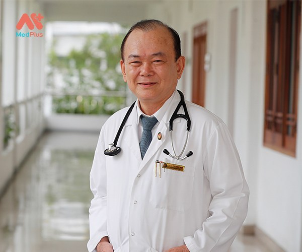 Bác sĩ Tôn Thất Minh