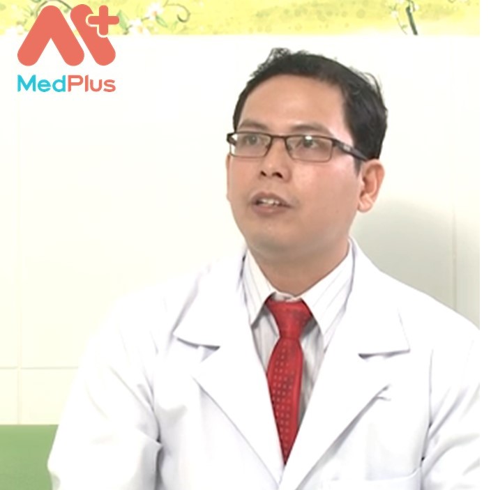 Bác sĩ Chuyên khoa I Nguyễn Việt Trường hiện đang công tác tại bệnh viện Nhi Đồng 1