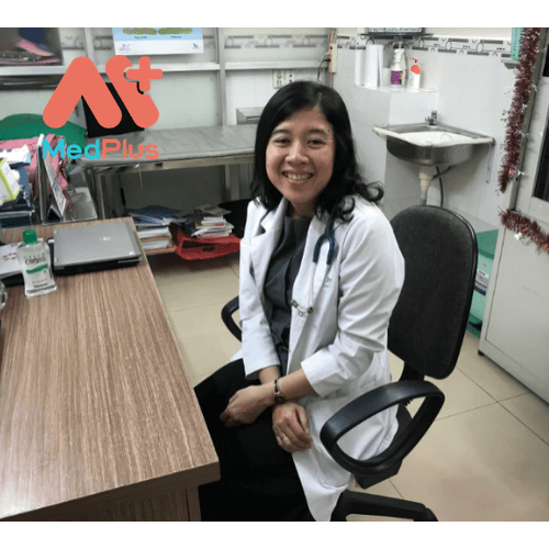 Bác sĩ Phương Khanh chuyên điều trị bệnh tiêu chảy cho trẻ em