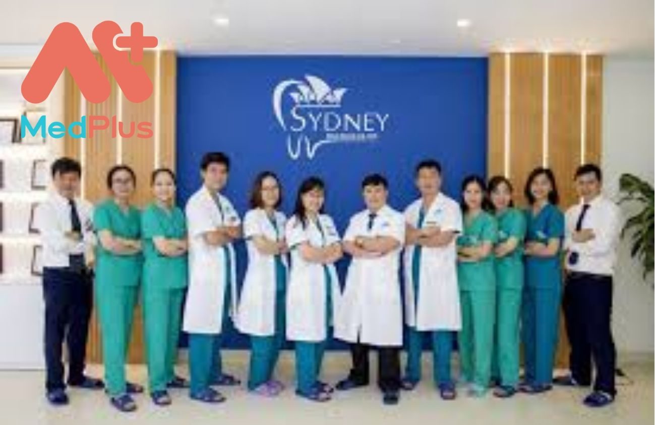 Đội ngũ bác sĩ tại phòng khám
