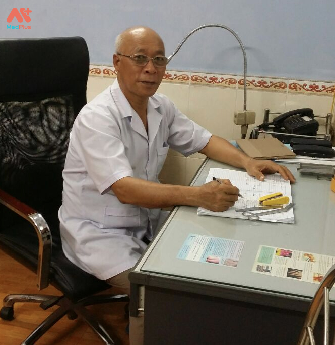 BS. Dương Thanh Hòa đã có kinh nghiệm lâu năm đang công tác tại bệnh viện da liễu trên thành phố