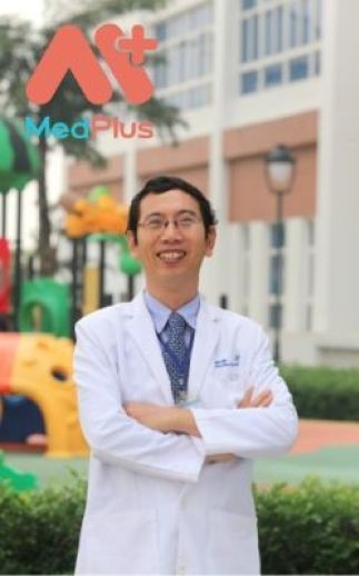 Bác sĩ Tiến chuyên khám mắt trẻ em hàng đầu TPHCM - Medplus