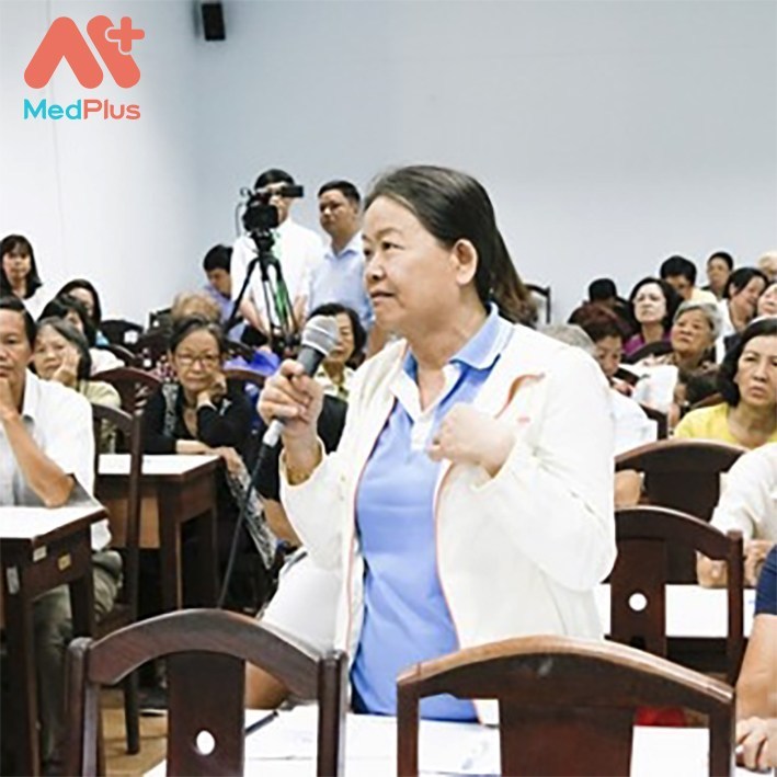 Bác sĩ Dương Nguyễn Hồng Trang, là một trong những bác sĩ điều trị chuyên khoa Nội Hô hấp hàng đầu TPHCM