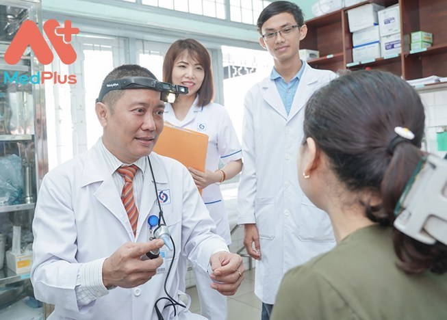Bác sĩ Huỳnh Tấn Lộc hiện tại đang là trưởng khoa tai mũi họng bệnh viện Gia Định,