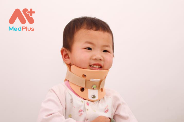 địa chỉ khám vẹo cổ cho bé uy tín huyện Hóc Môn