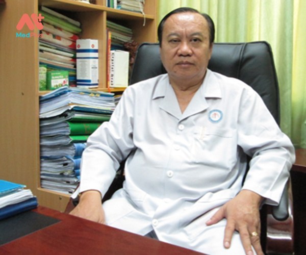 Tiến sĩ – Bác sĩ Nguyễn Huy Dũng là một trong những bác sĩ nội soi phổi uy tín tại TP.HCM 
