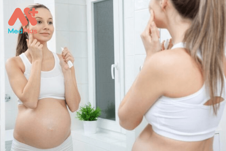 cách khắc phục khi phụ nữ mang thai bị nổi mụn
