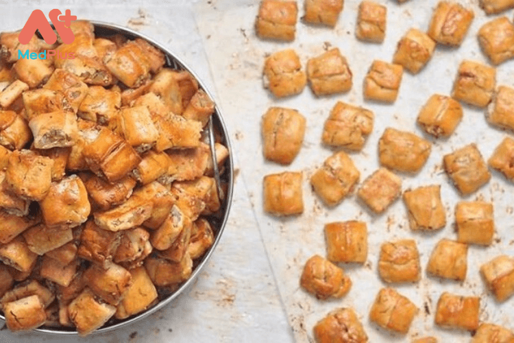 Lưu ý khi bà bầu ăn bánh chả