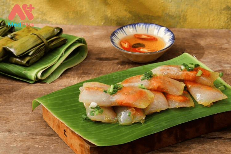 Bà bầu ăn bánh bột lọc được không?