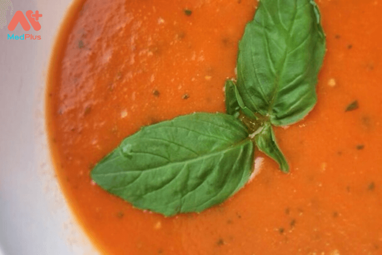 soup cà chua và đinh hương