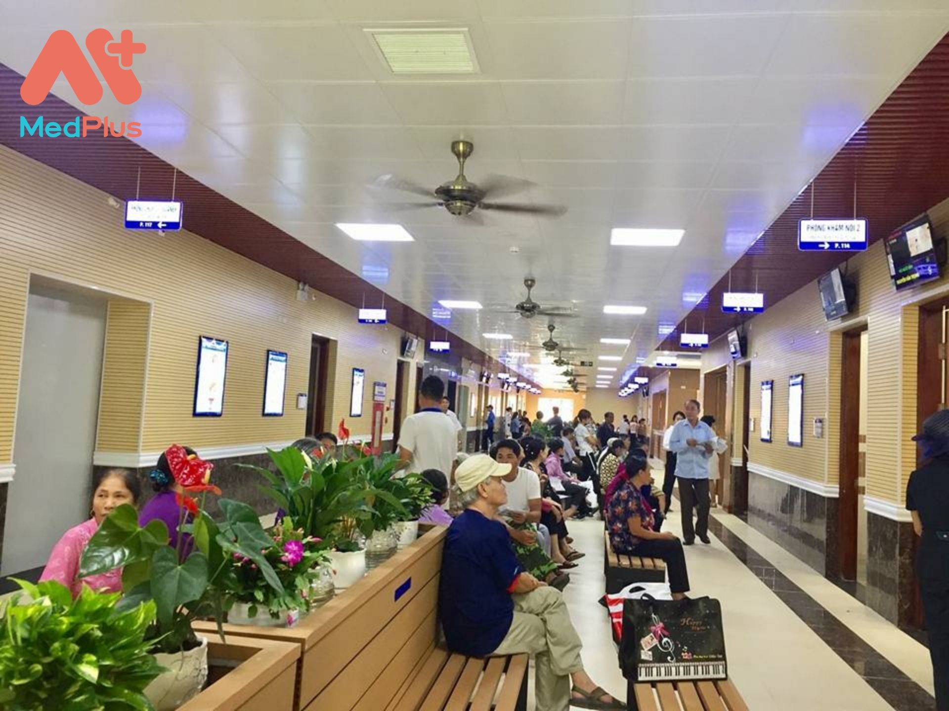 Phòng chờ tại cơ sở y tế huyện Thanh Thủy