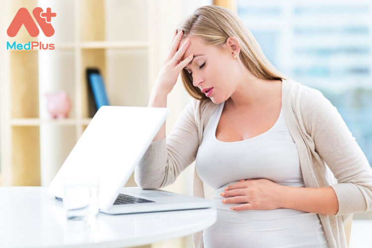 Áp lực từ công việc, cuộc sống là nguyên nhân khiến phụ nữ mang thai bị stress