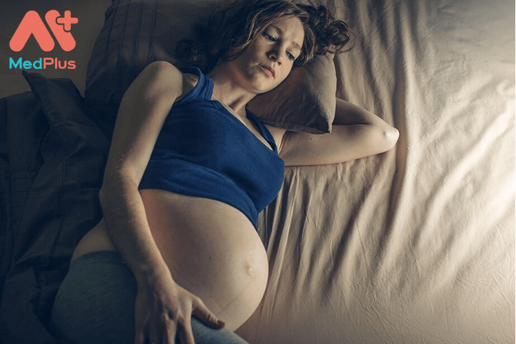 Bà bầu bị sa tử cung có ảnh hưởng đến thai nhi không?