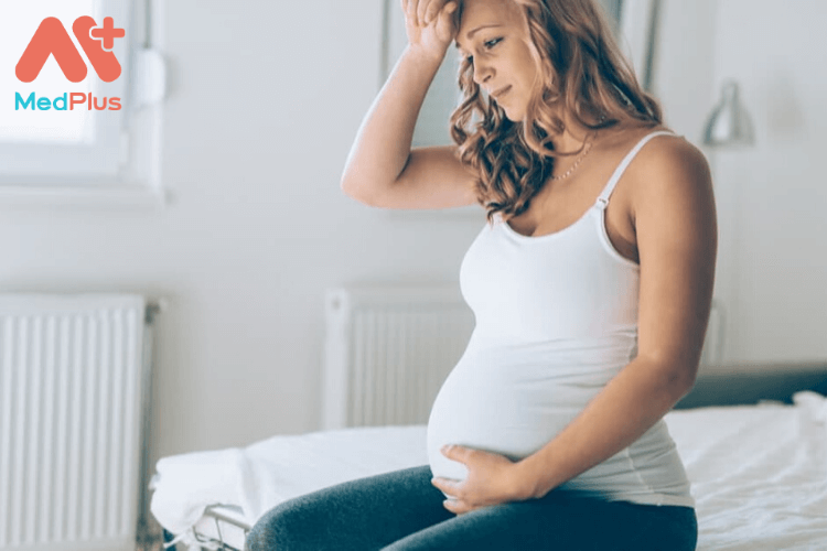 Bị stress, căng thẳng khi mang thai phải làm gì?