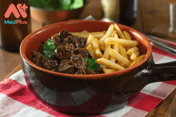 Cách làm thịt bò hầm bia kiểu Bỉ