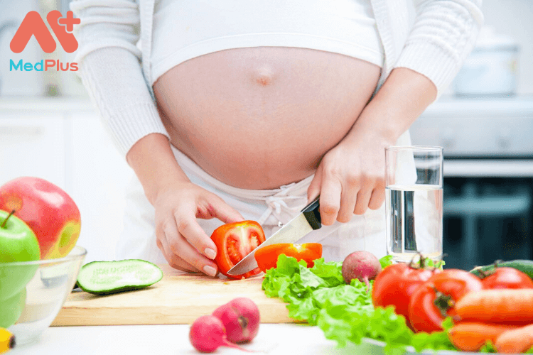 Chế độ dinh dưỡng cho phụ nữ mang thai