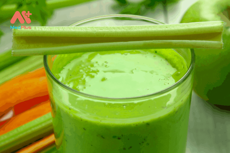 nước ép cần tây dễ làm