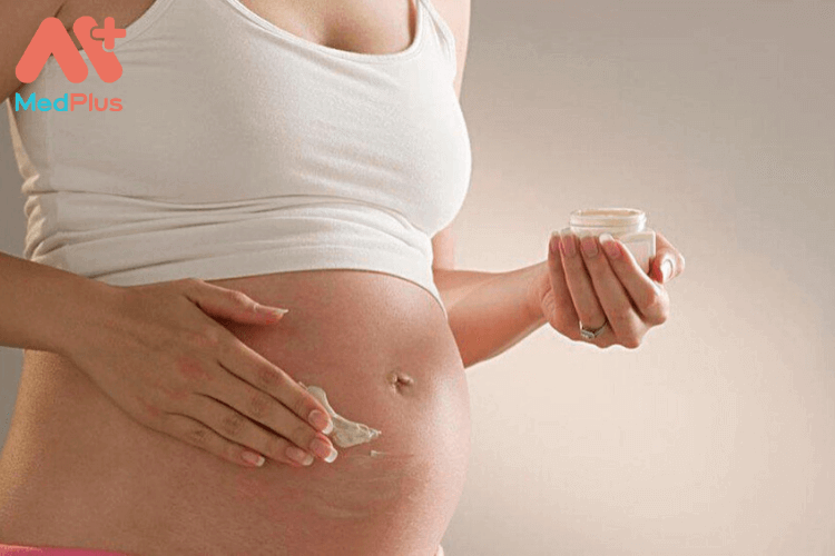 Bà bầu bị dị ứng da mặt phải làm sao? Có ảnh hưởng đến thai nhi không? 128 Bà bầu bị dị ứng da mặt phải làm sao?