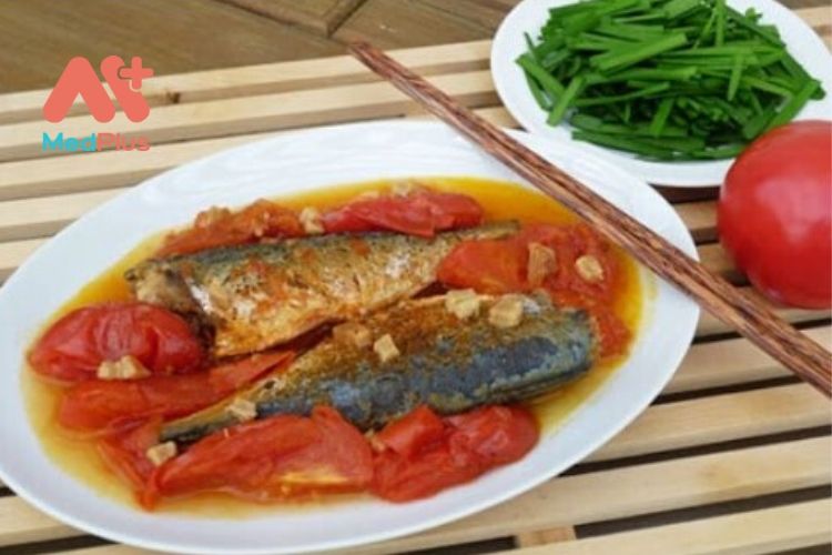 Mẹo làm món cá trích sốt cà chua đơn giản tại nhà