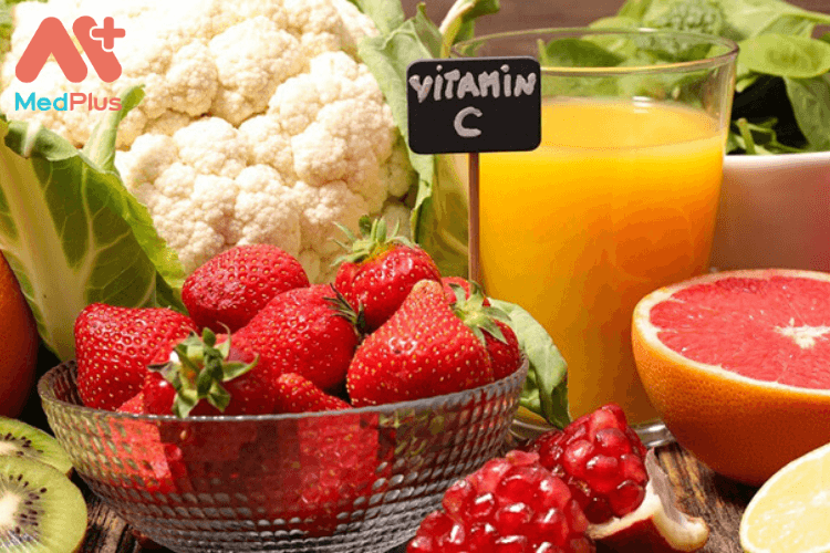 thực phẩm bổ sung Vitamin C cho mẹ bầu bị viêm cổ tử cung