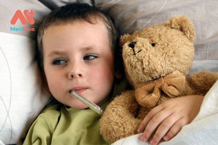 Trẻ bị suy giảm miễn dịch có sao không?