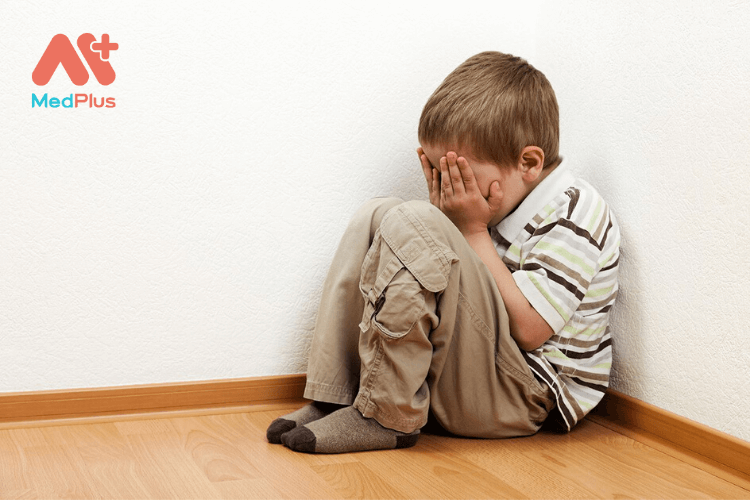 Trẻ bị trầm cảm và những điều bố mẹ không nên bỏ qua