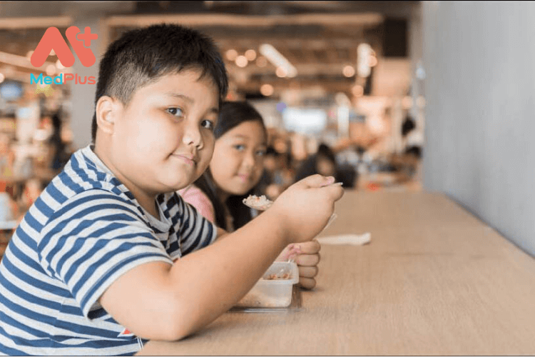 Trẻ nhỏ bị béo phì có sao không?