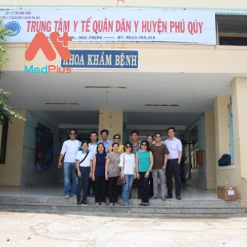 Trung tâm y tế Quân Dân Y huyện Phú Quý