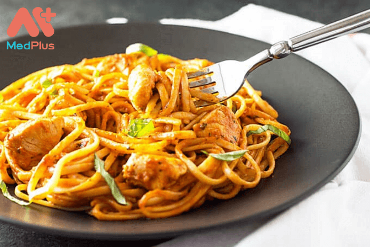 Bí quyết làm món pasta thịt gà thêm thơm ngon trọn vị
