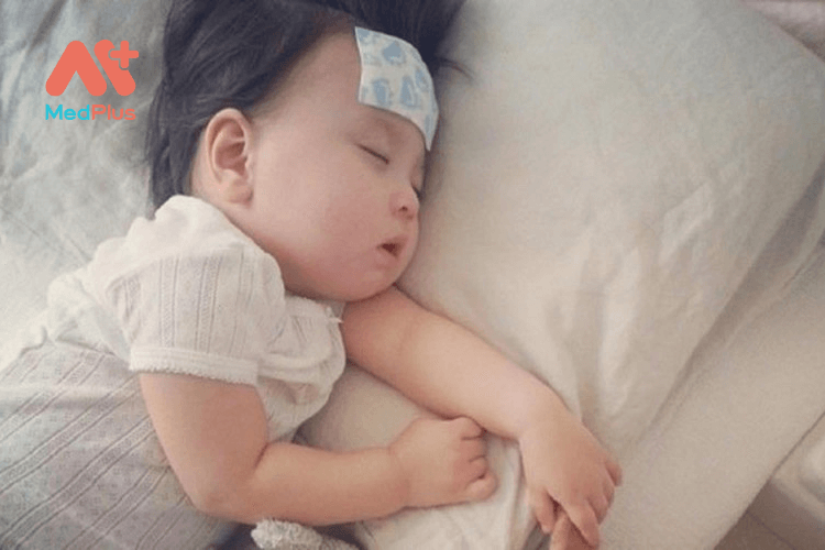 Điều trị cho trẻ bị nhiễm virus RSV