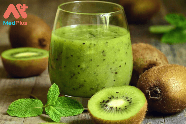 Thực phẩm nhiều vitamin C tốt cho bà bầu: kiwi